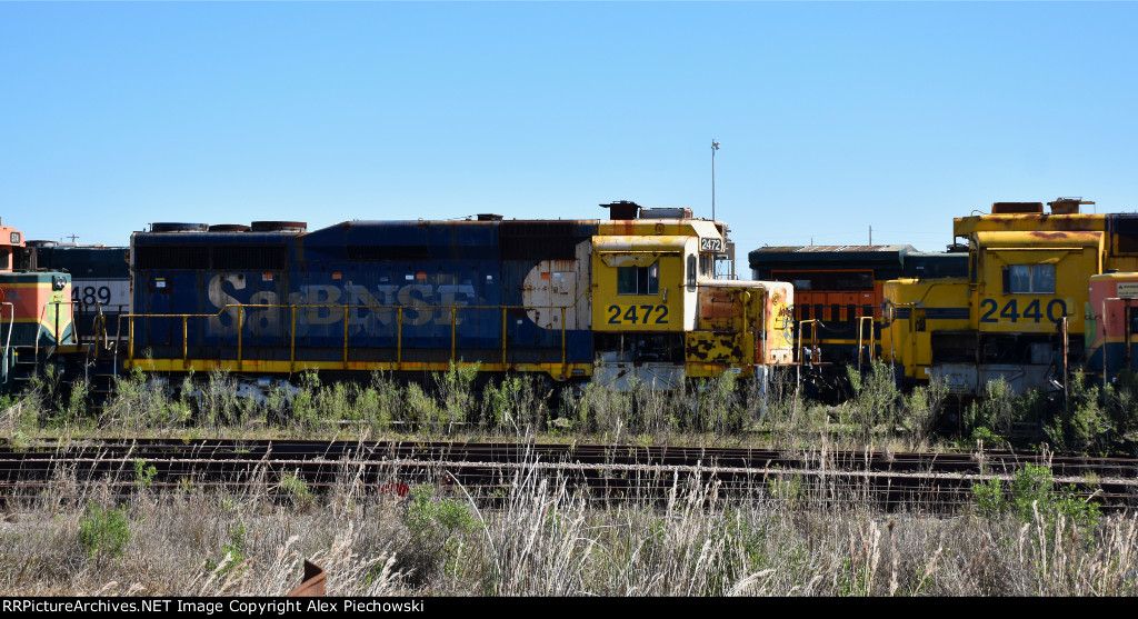BNSF 2472